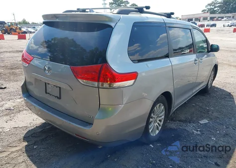 2012 Toyota Sienna Xle V6 8 Passenger из США, поврежденный, VIN 5TDYK3DC0CS254165